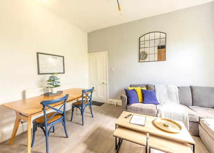 Osborne Apartment With Free Parking By Prescott Apartments Apartman