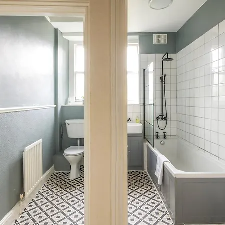 Centralised Osborne House With Free Parking By Prescott Apartments *